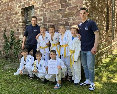 Grundschule Oberzell -Die beste Judo Grundschule Baden-Württembergs 